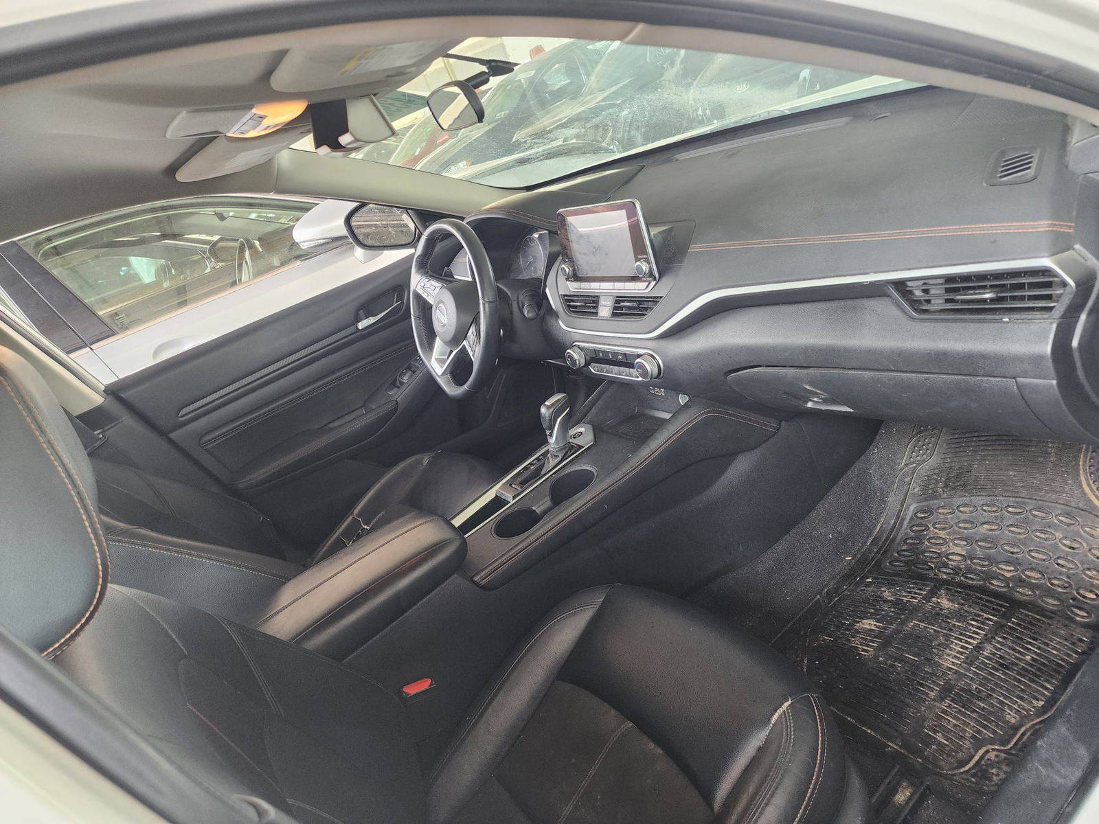 2019 NISSAN ALTIMA — 134439 Miles — Lot 67764 — Souq - Marhaba Auctions Used Cars - Image 10