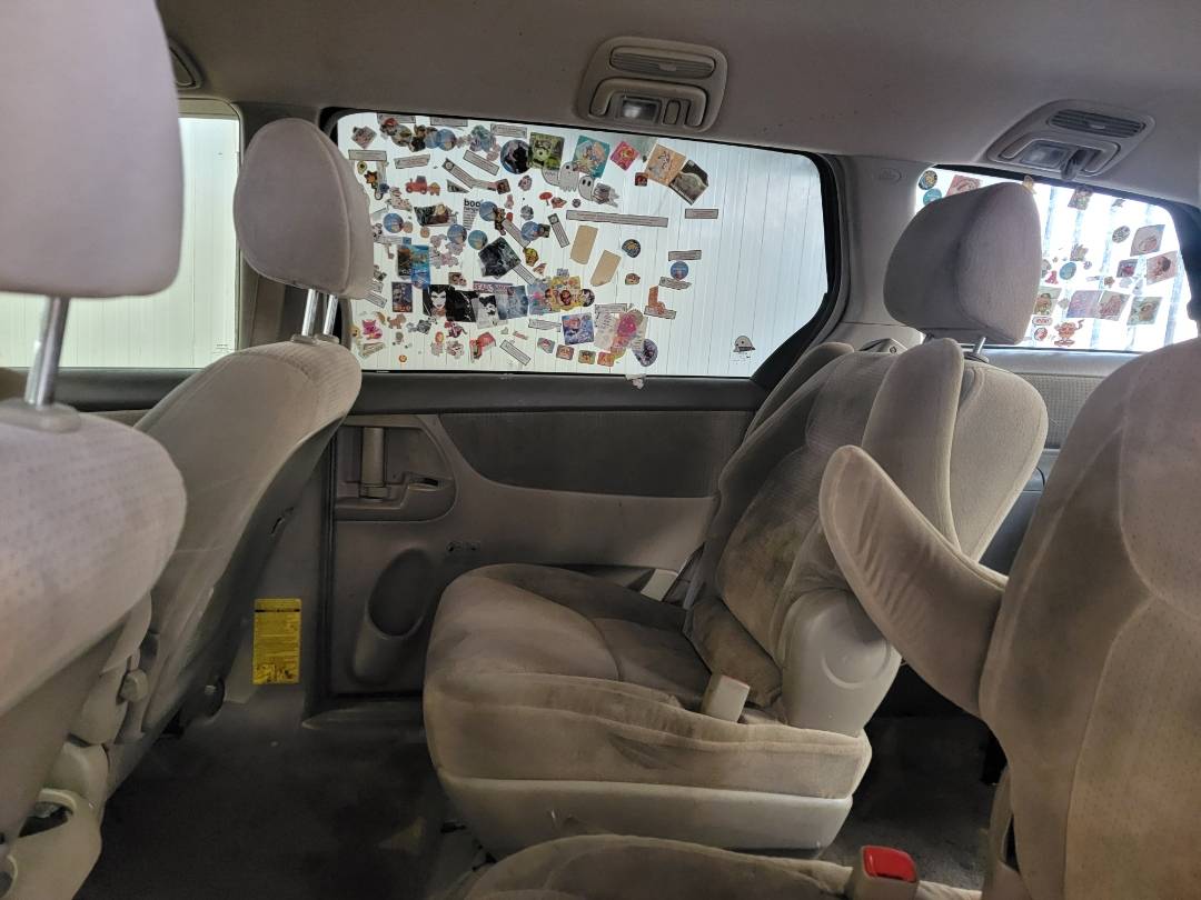 2010 TOYOTA SIENNA — 180786 Miles — Lot AS333111 — Main - Marhaba Auctions Used Cars - Image 8