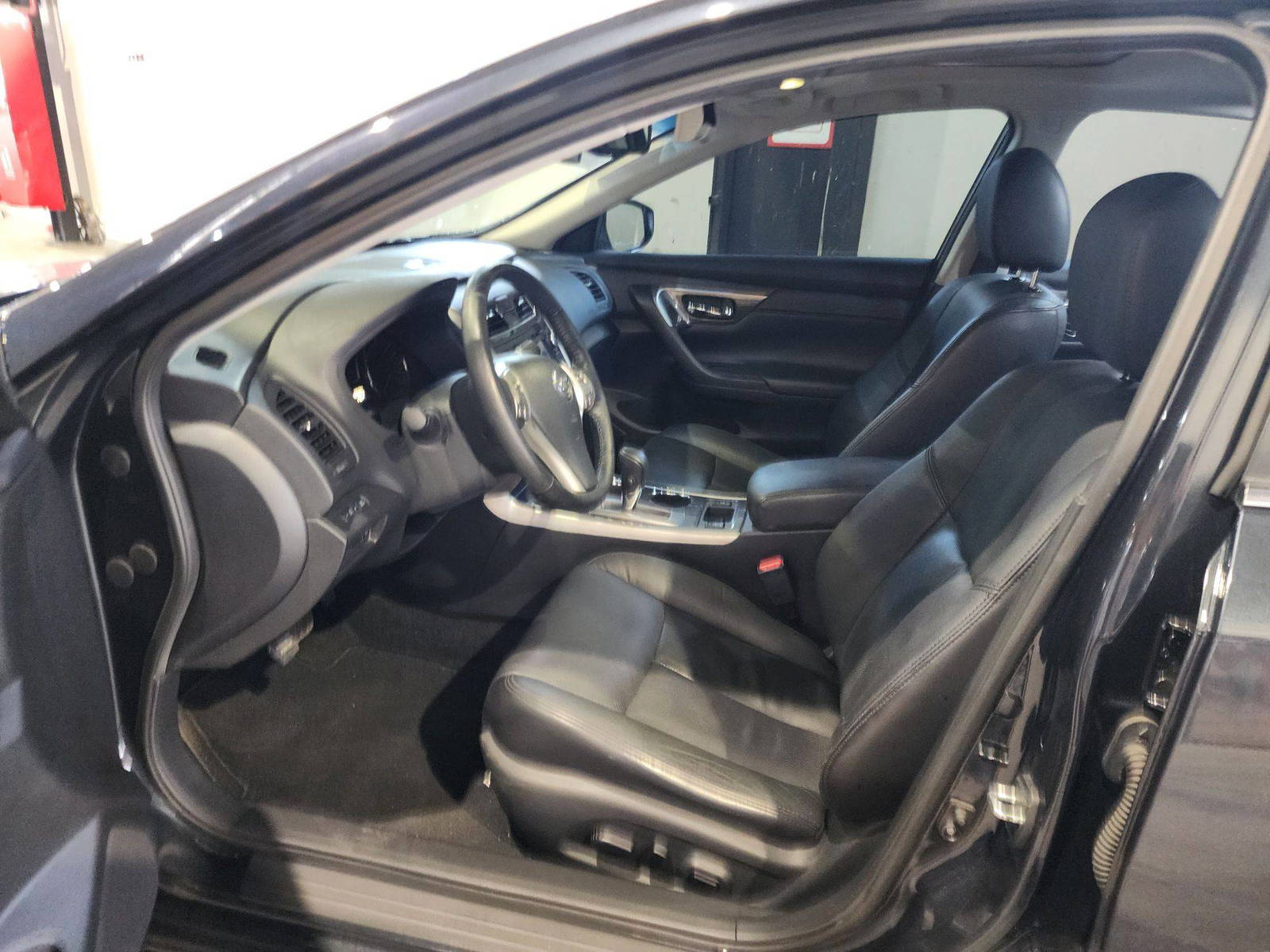 2014 NISSAN ALTIMA — 89500 KM — Lot 423445 — Al Quoz - Marhaba Auctions Used Cars - Image 8