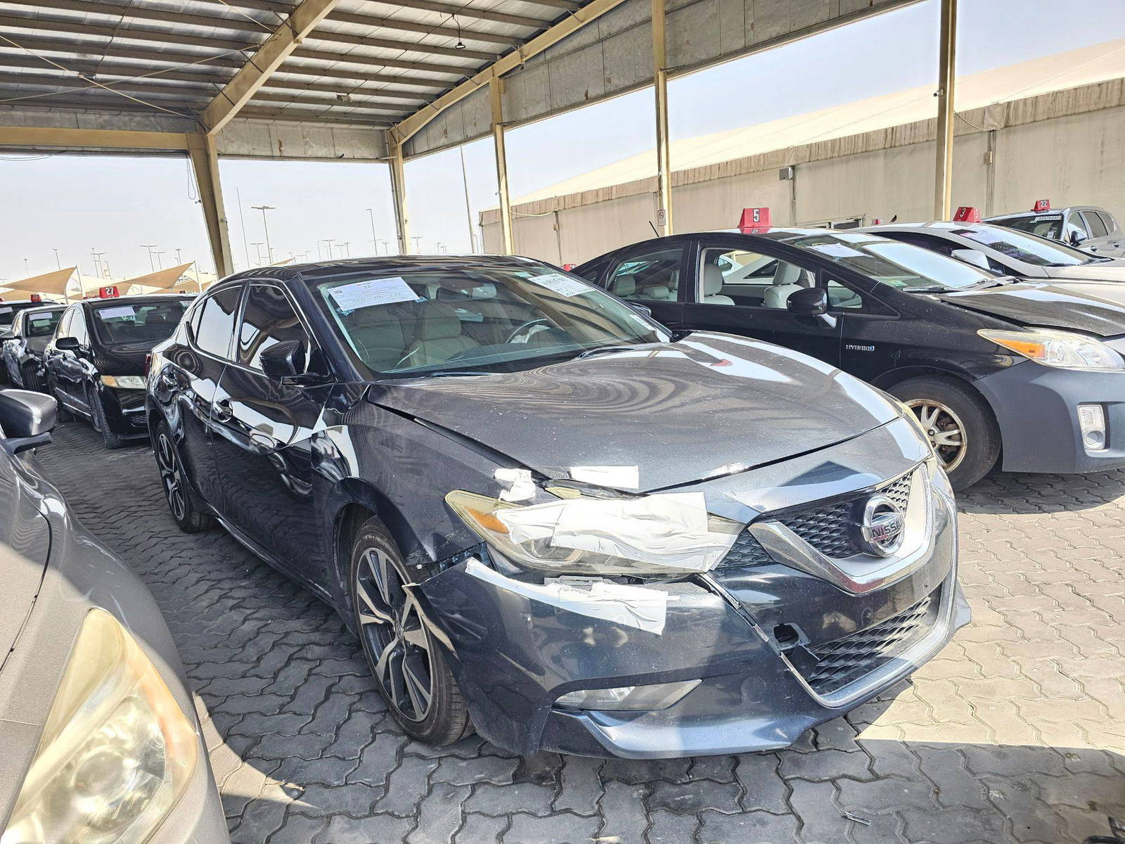 2016 NISSAN MAXIMA — 153420 Miles — Lot C393577 — Souq - Marhaba Auctions Used Cars - Image 4