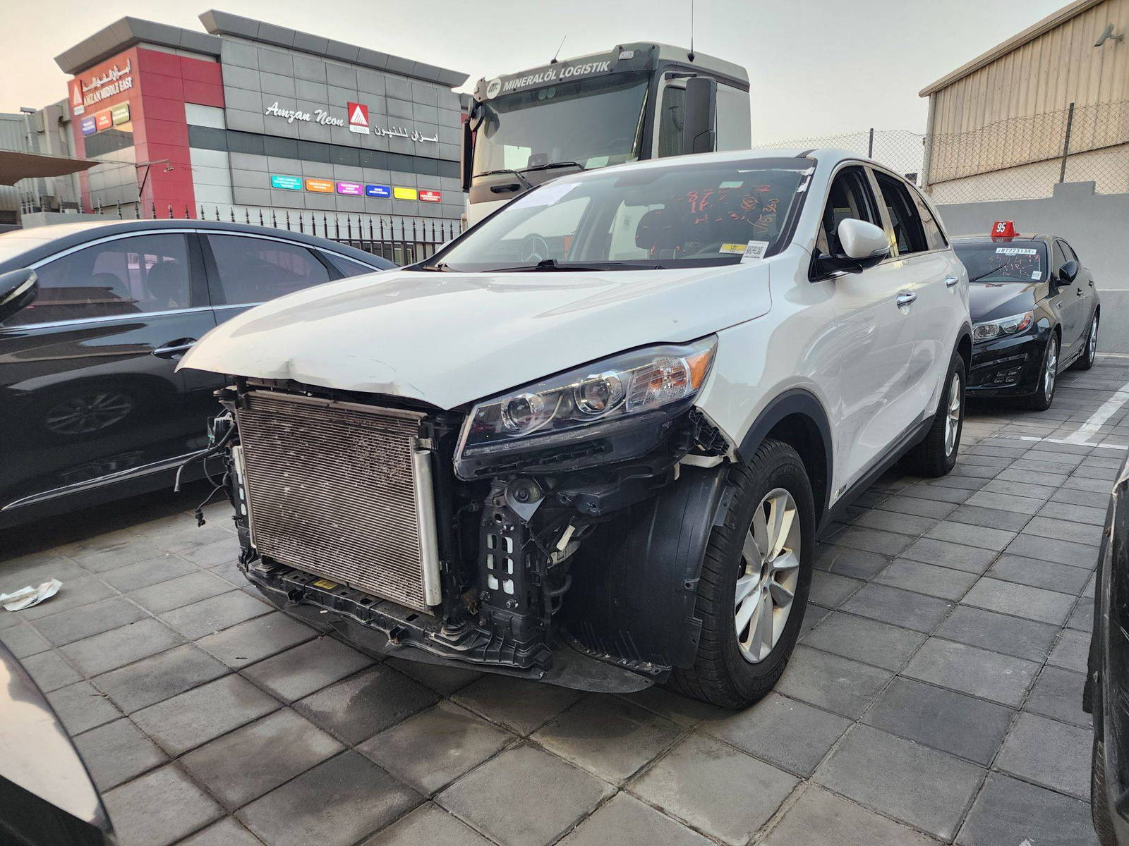 2019 KIA SORENTO — 116148 Miles — Lot 487527 — Al Quoz - Marhaba Auctions Used Cars - Image 4