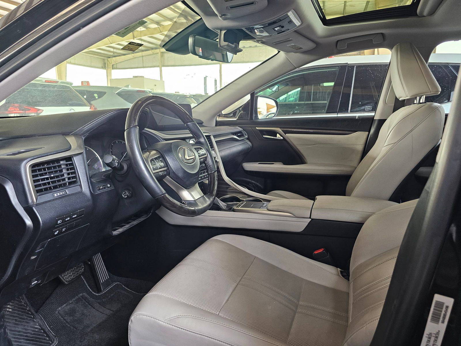 2022 LEXUS RX 350 — 77891 Miles — Lot 6N2028174 — Souq - Marhaba Auctions Used Cars - Image 9
