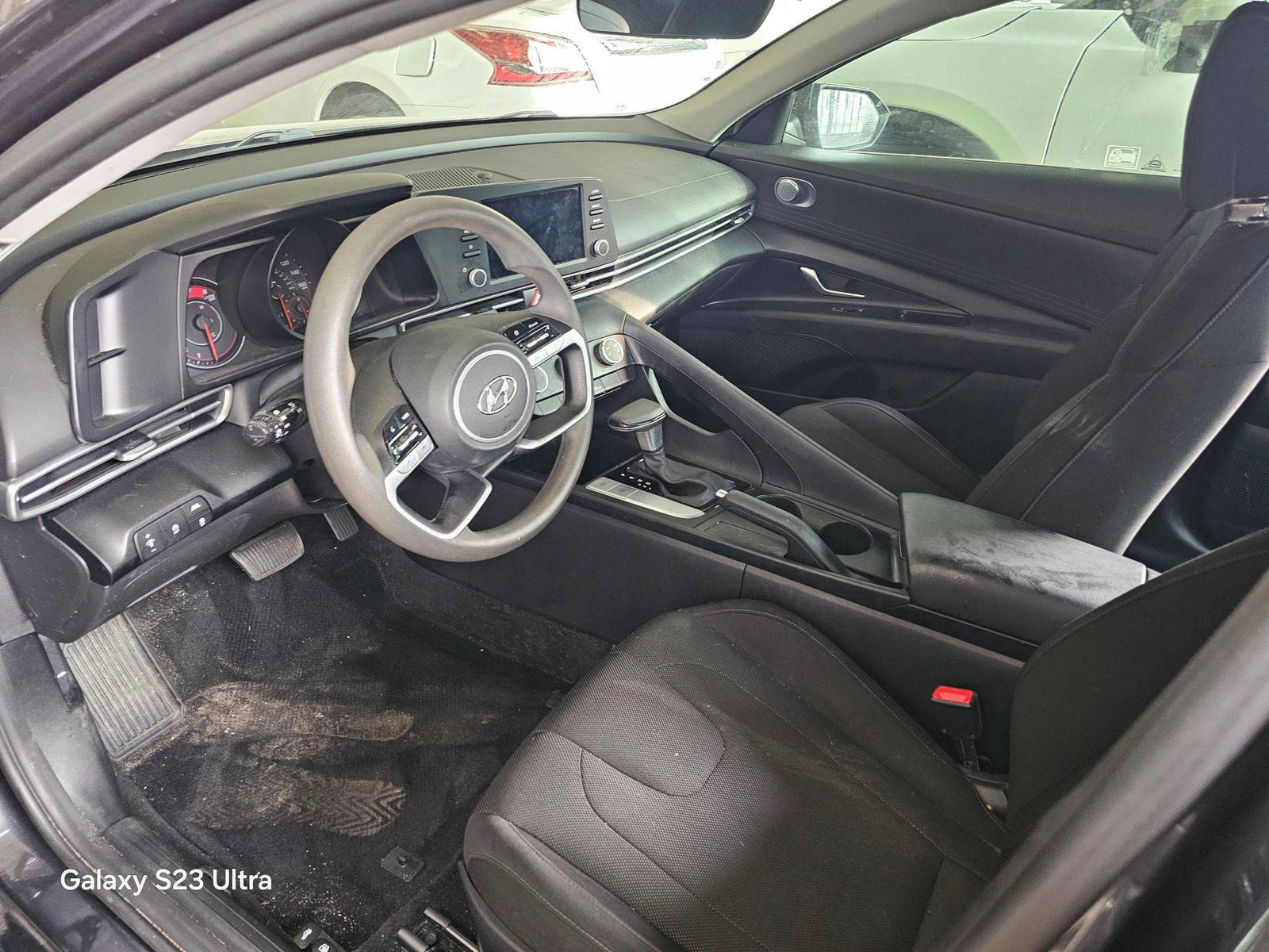 HYUNDAI ELANTRA 2022 - Marhaba Auction Used Cars - Image 8