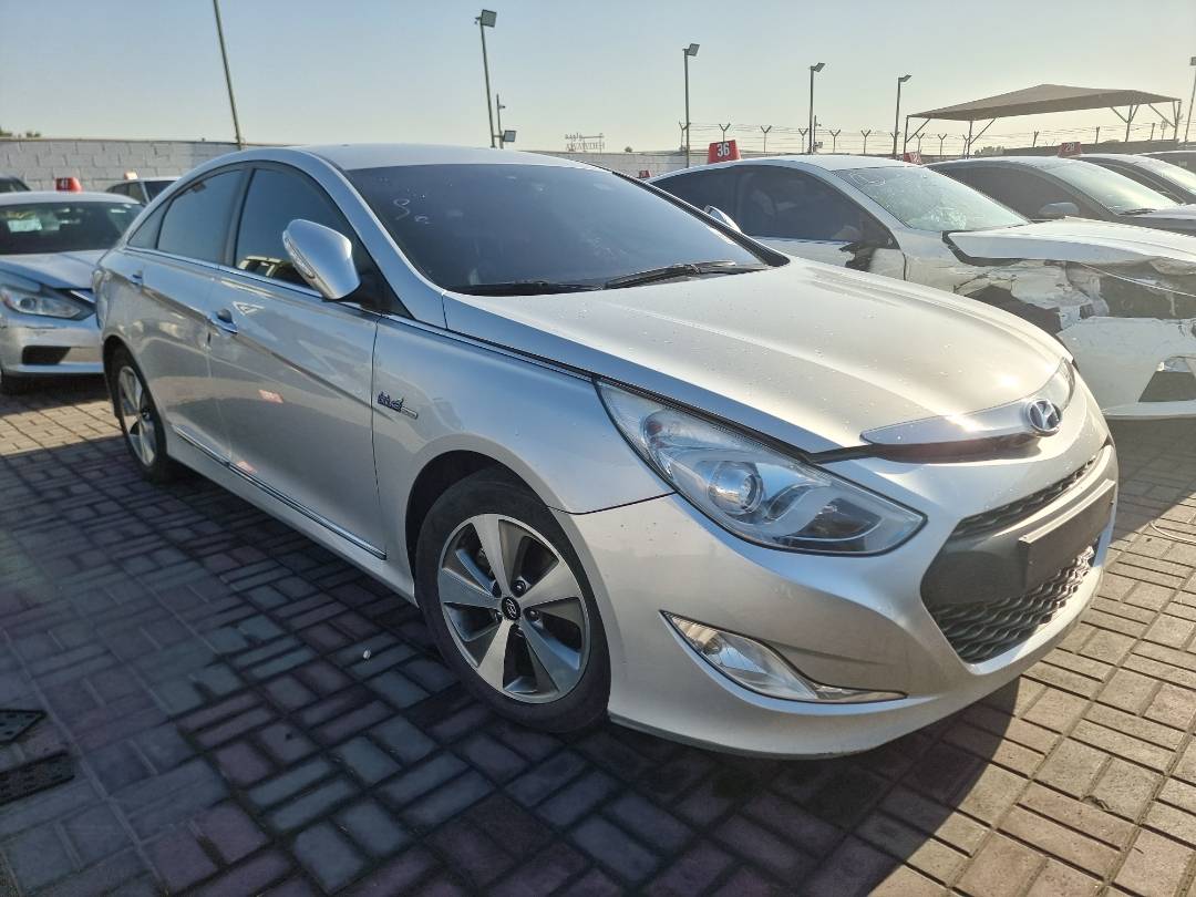 2012 HYUNDAI SONATA — 297571 KM — Lot 125487 — Ind. 12 - Marhaba Auctions Used Cars - Image 3