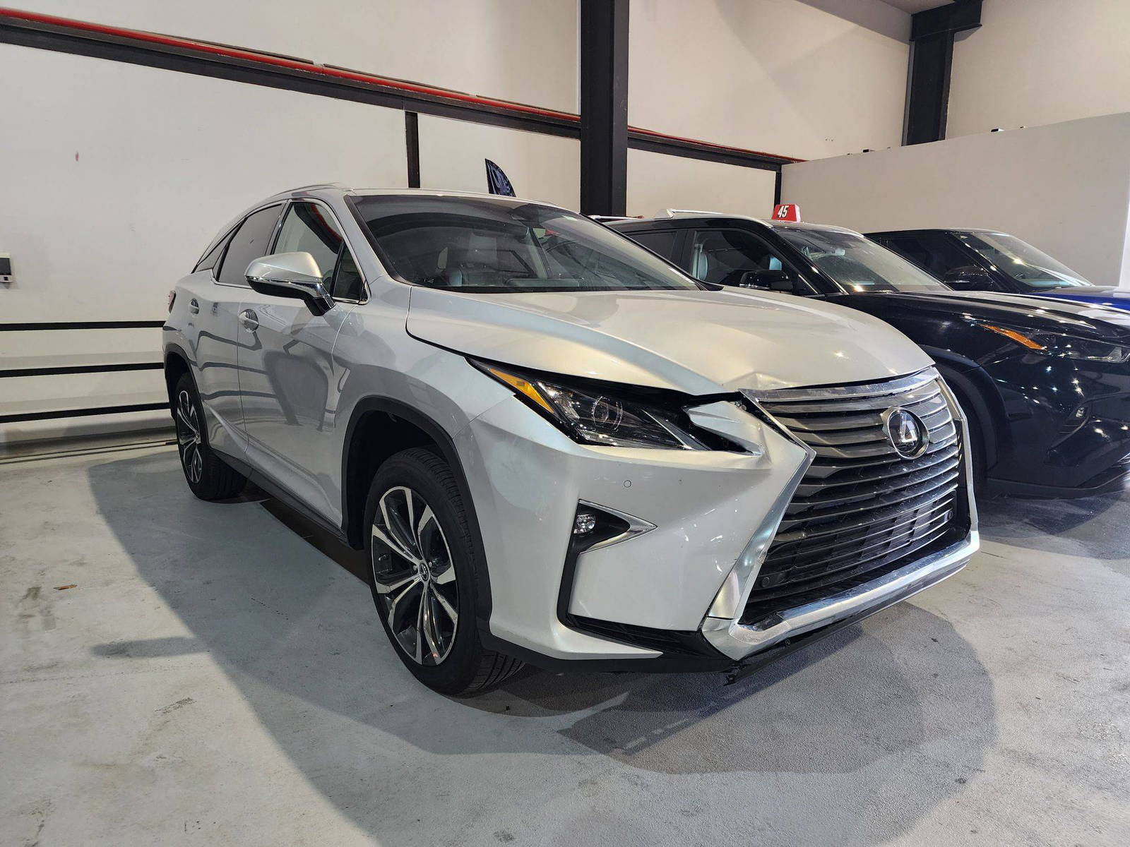 2019 LEXUS RX 350 — 35135 Miles — Lot 66206934 — Al Quoz - Marhaba Auctions Used Cars - Image 5