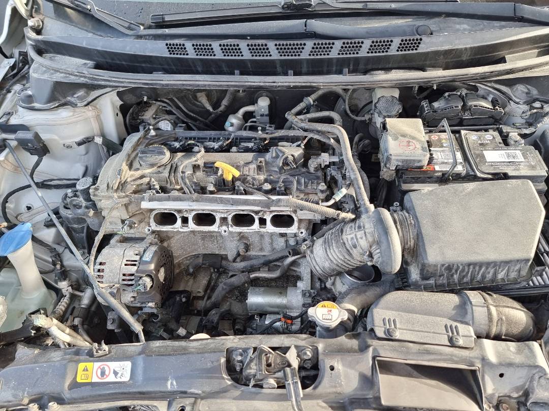 HYUNDAI ELANTRA 2016 - Marhaba Auction Used Cars - Image 9