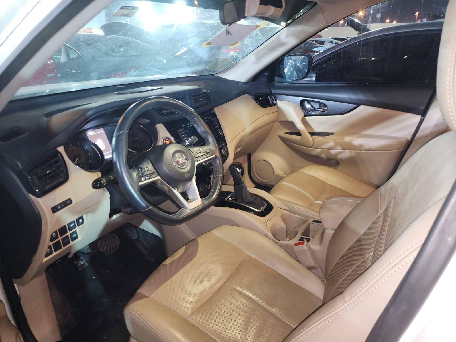 NISSAN ROGUE 2018 - Marhaba Auction Used Cars - Image 8