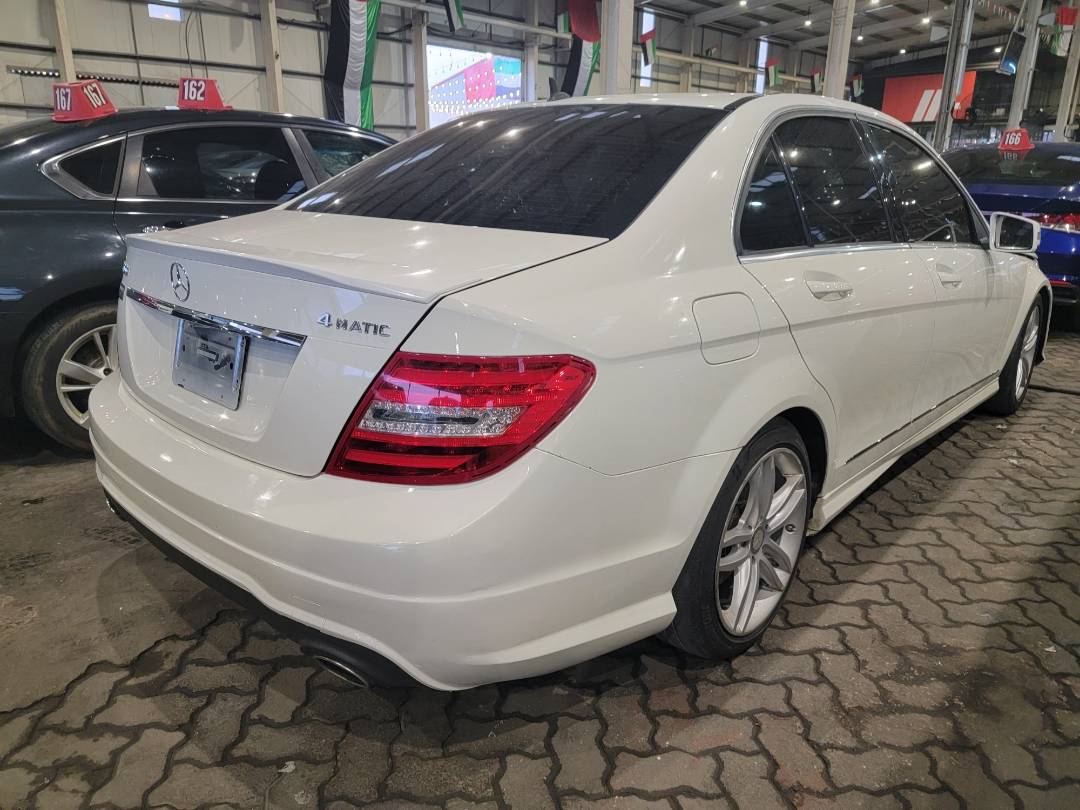 2012 MERCEDES BENZ C300 — 171642 Miles — Lot A725572 - Marhaba Auctions Used Cars - Image 4