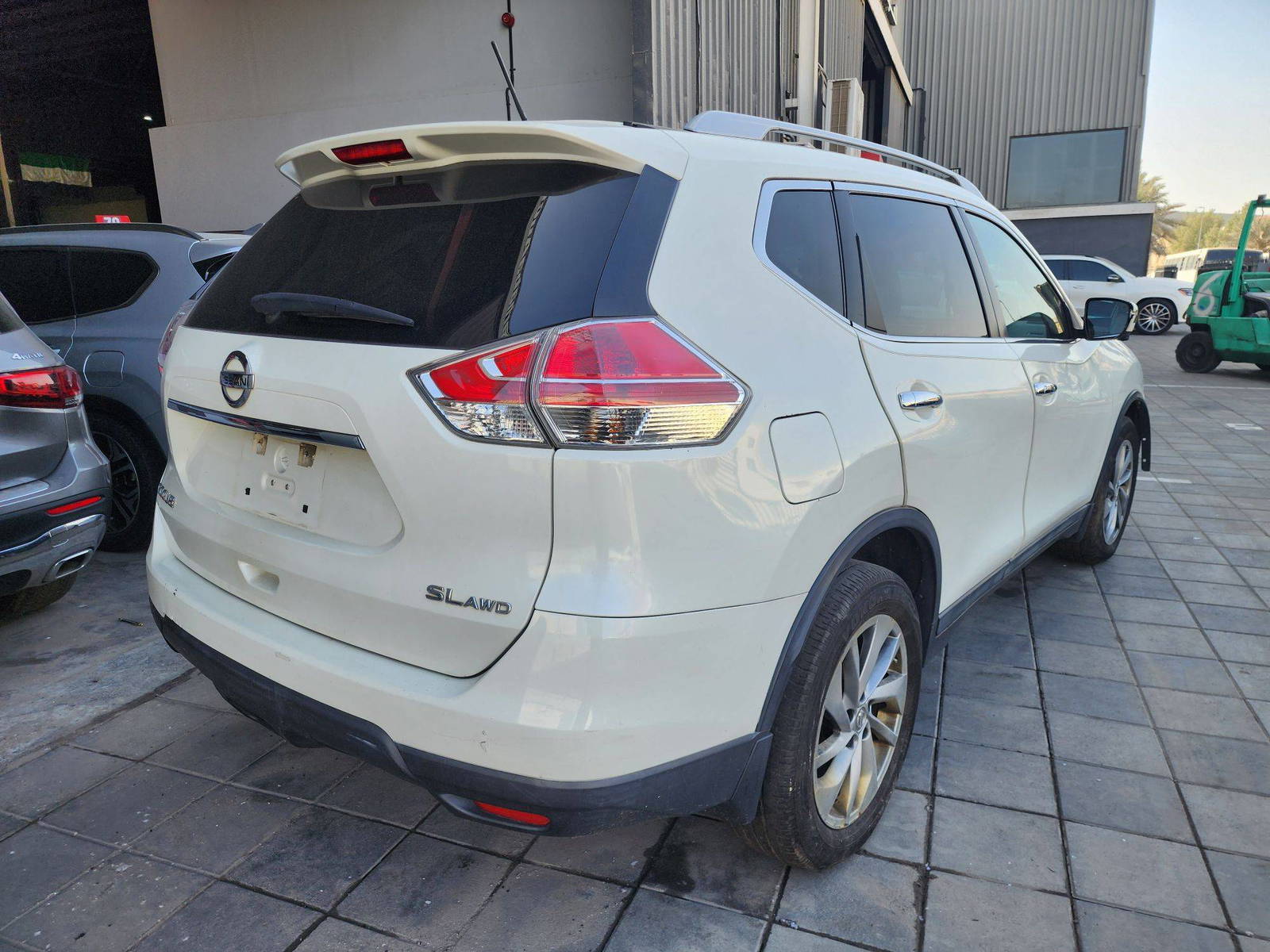 2015 NISSAN ROGUE — 161131 Miles — Lot 761174 — Souq - Marhaba Auctions Used Cars - Image 6