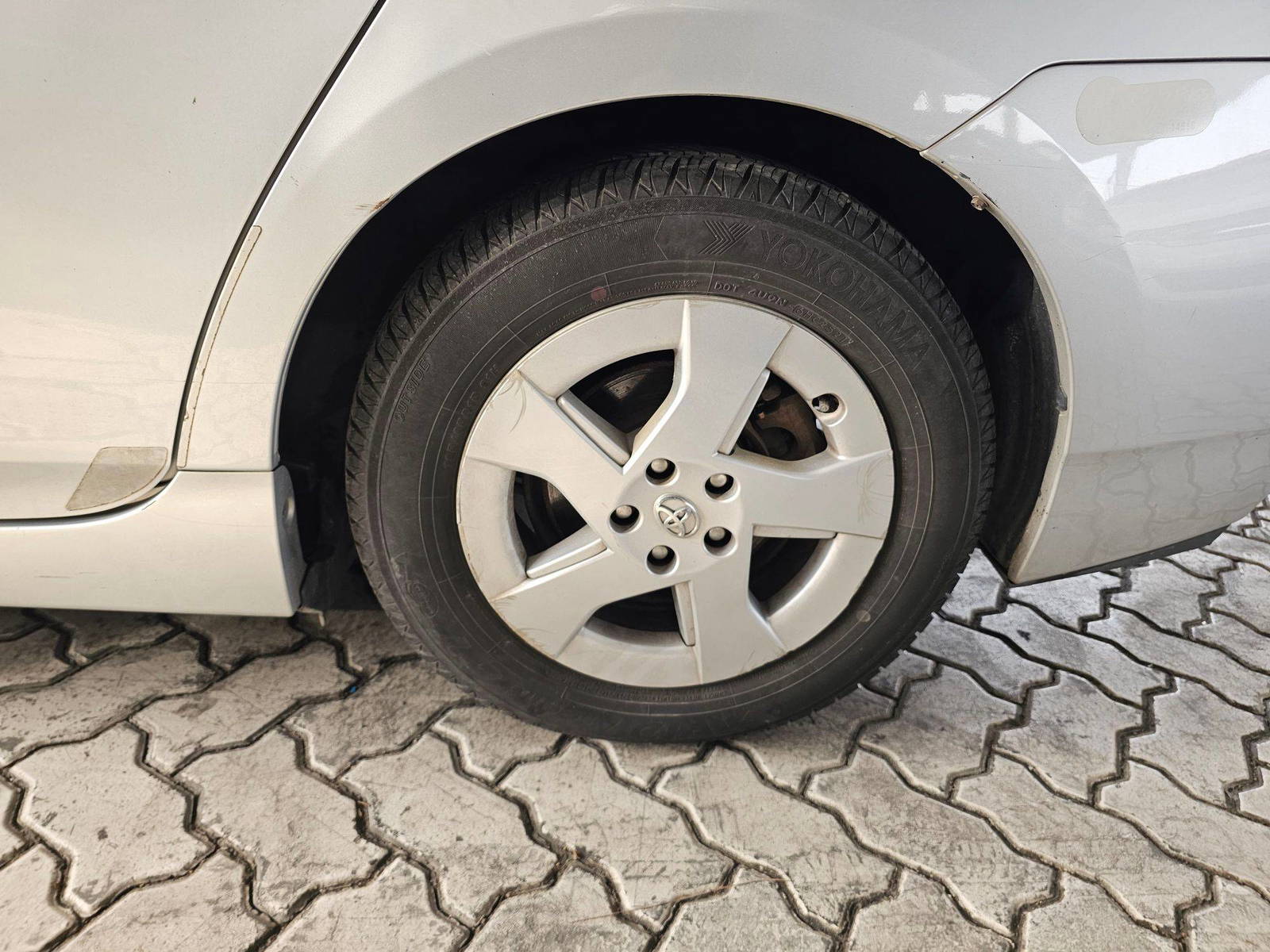 TOYOTA PRIUS 2011 - Marhaba Auction Used Cars - Image 10