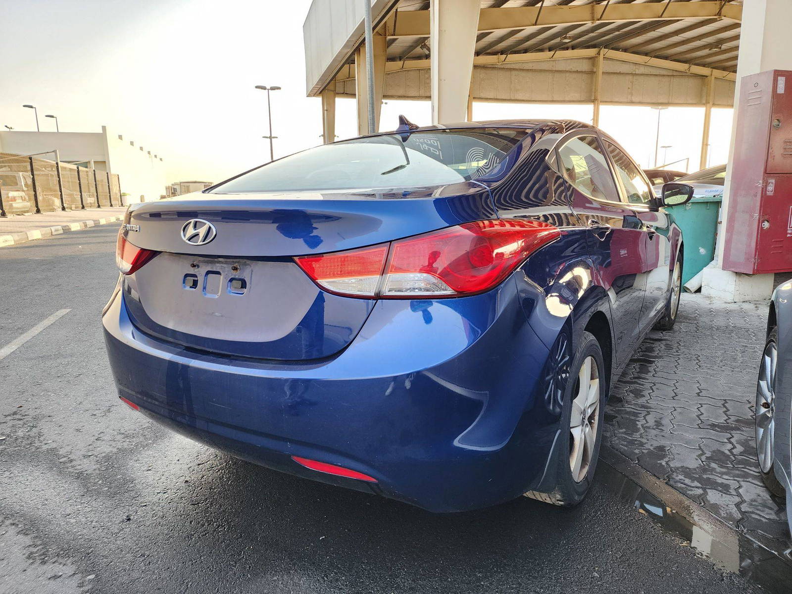 2013 HYUNDAI ELANTRA — 111005 Miles — Lot 59201554 — Souq - Marhaba Auctions Used Cars - Image 3