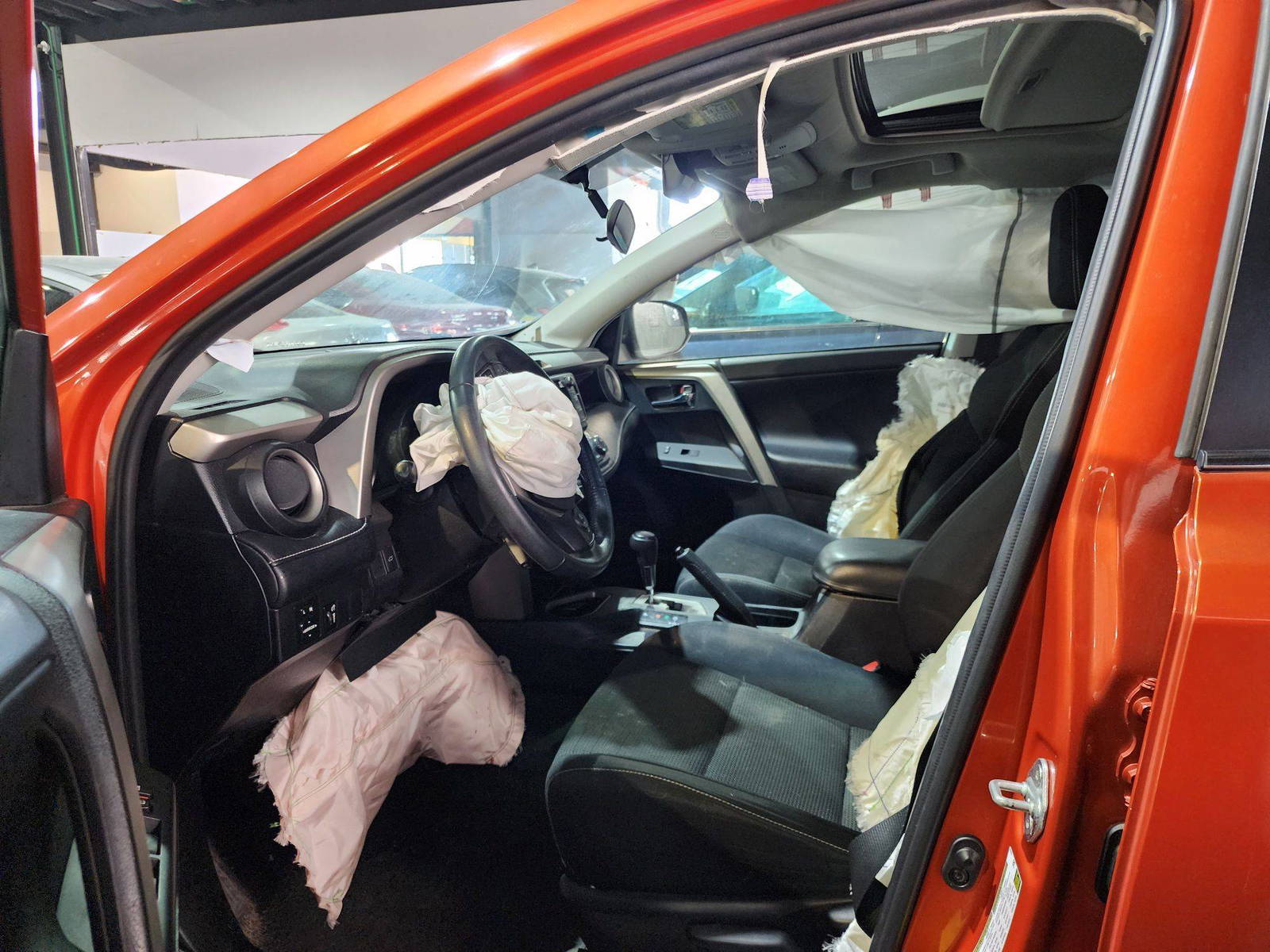 2016 TOYOTA RAV4 — 129817 Miles — Lot 41157318 — Souq - Marhaba Auctions Used Cars - Image 9