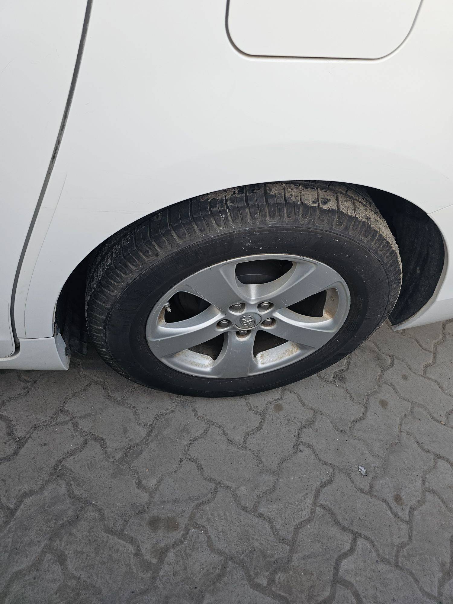2014 TOYOTA SIENNA — 125861 Miles — Lot 216 618 — Main - Marhaba Auctions Used Cars - Image 6