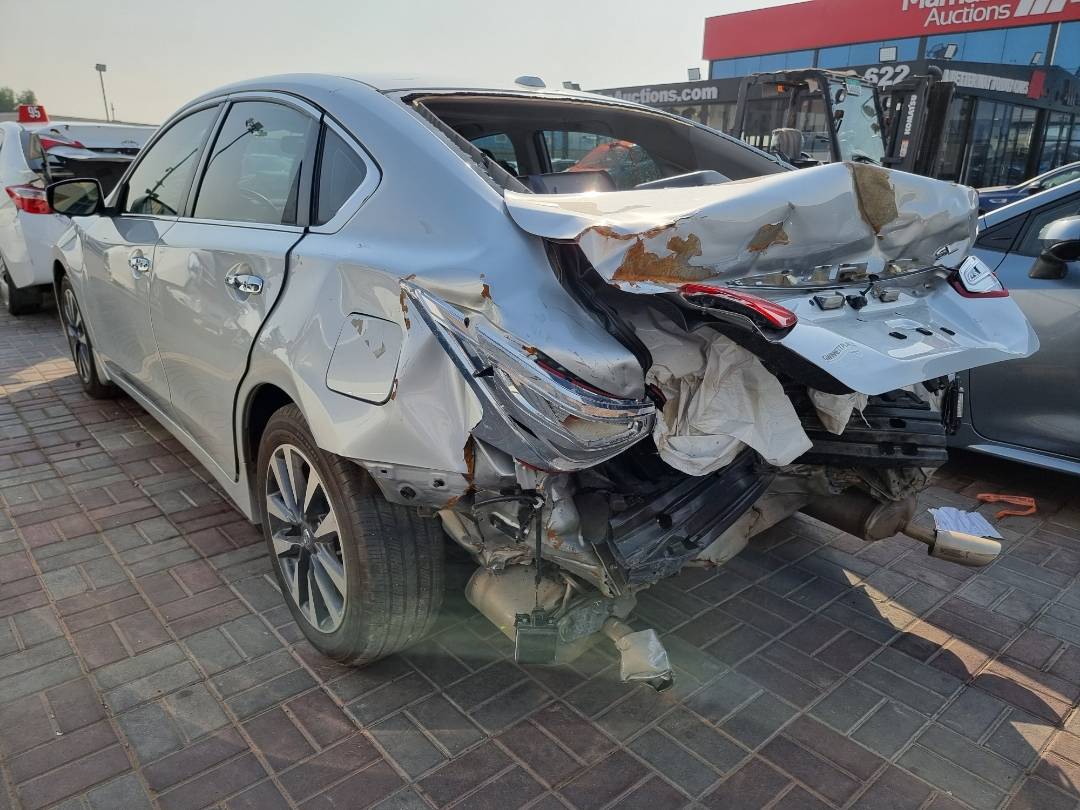 2017 NISSAN ALTIMA — 106058 Miles — Lot 1254879 — Ind. 12 - Marhaba Auctions Used Cars - Image 4