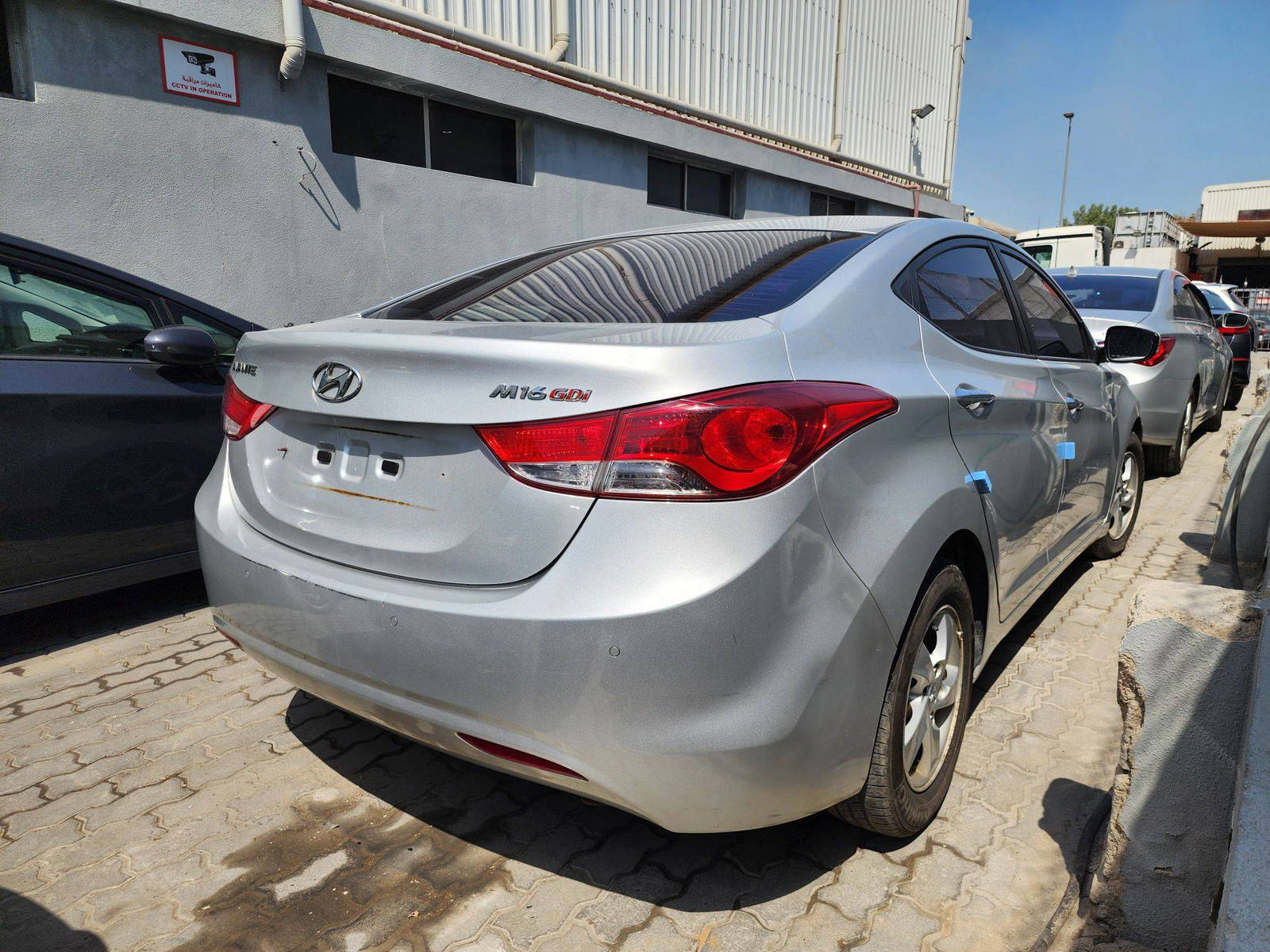 2011 HYUNDAI AVANTE — 191160 KM — Lot 132430 — Al Quoz - Marhaba Auctions Used Cars - Image 6