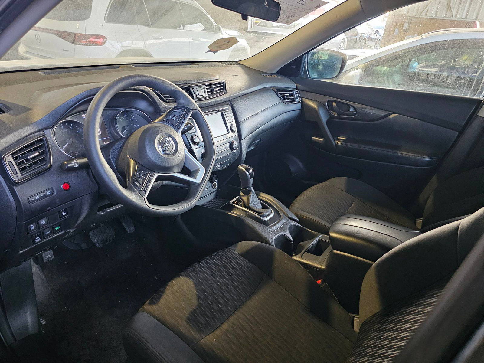 NISSAN ROGUE 2020 - Marhaba Auction Used Cars - Image 8