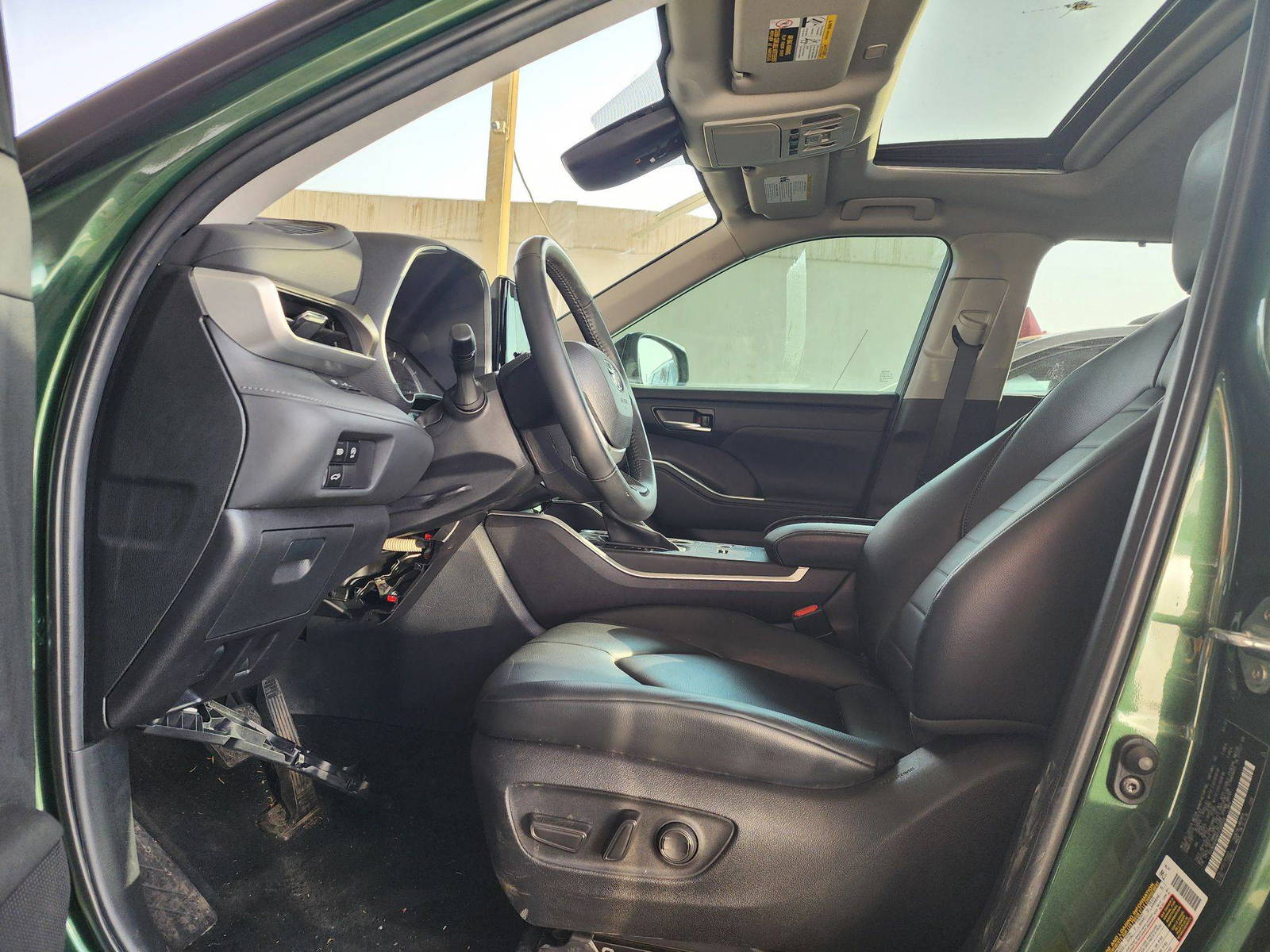2023 TOYOTA HIGHLANDER — 90292 Miles — Lot 500504 — Main - Marhaba Auctions Used Cars - Image 9