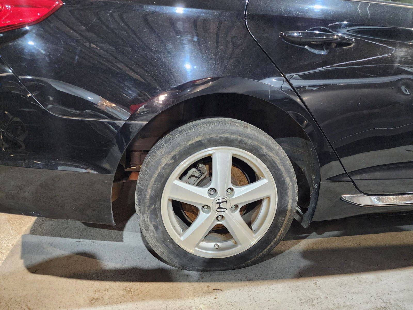 2015 HYUNDAI SONATA — 182358 Miles — Lot 41682971 — Al Quoz - Marhaba Auctions Used Cars - Image 11