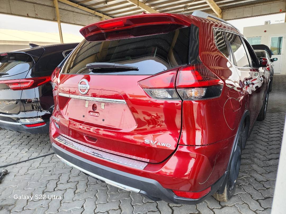 2018 NISSAN ROGUE — 111695 Miles — Lot 49449354 — Souq - Marhaba Auctions Used Cars - Image 10