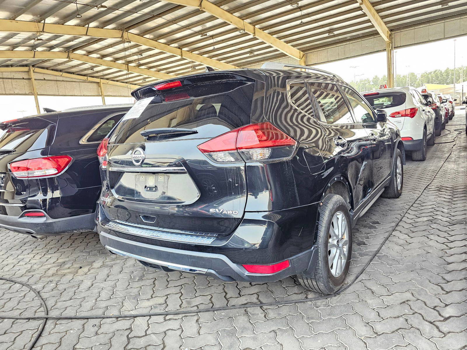 2018 NISSAN ROGUE — 174389 Miles — Lot JW313855 — Souq - Marhaba Auctions Used Cars - Image 3