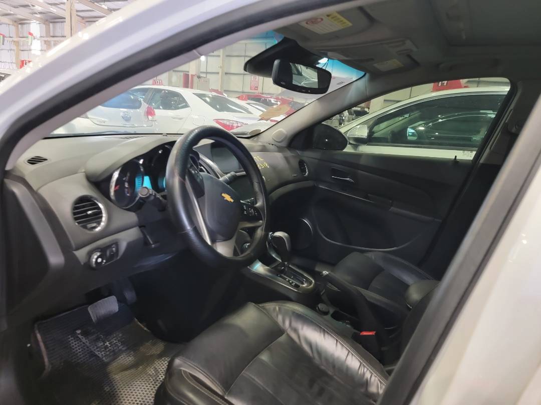 2013 CHEVROLET CRUIZE — 115740 KM — Lot 125008 — Main - Marhaba Auctions Used Cars - Image 6