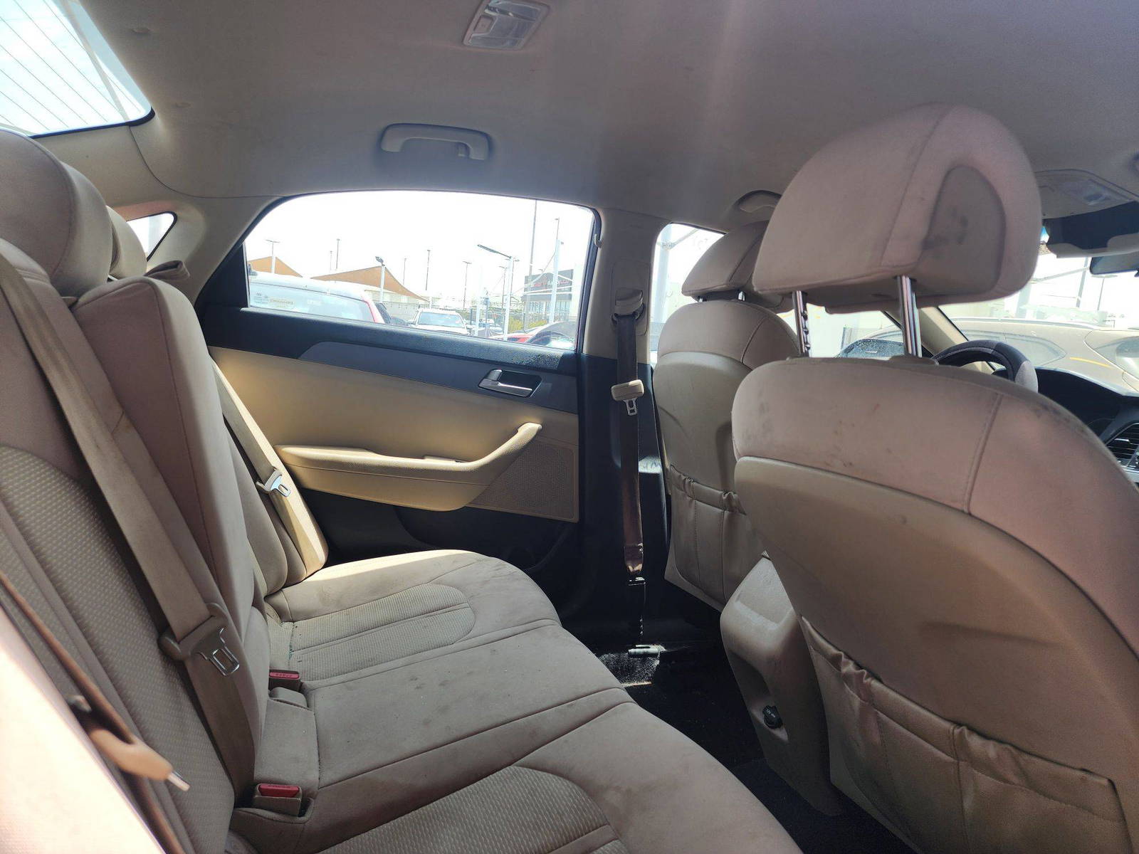 2016 HYUNDAI SONATA — 121135 Miles — Lot 38280203 — Souq - Marhaba Auctions Used Cars - Image 9