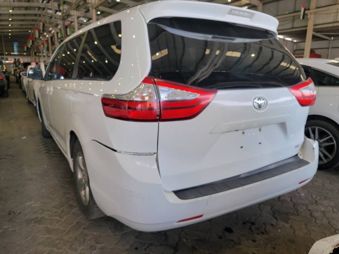 2015 TOYOTA SIENNA — 188544 Miles — Lot FS597168 — Main - Marhaba Auctions Used Cars - Image 3