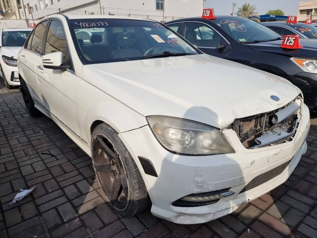 MERCEDES BENZ C300 2011 - Marhaba Auction Used Cars - Image 3