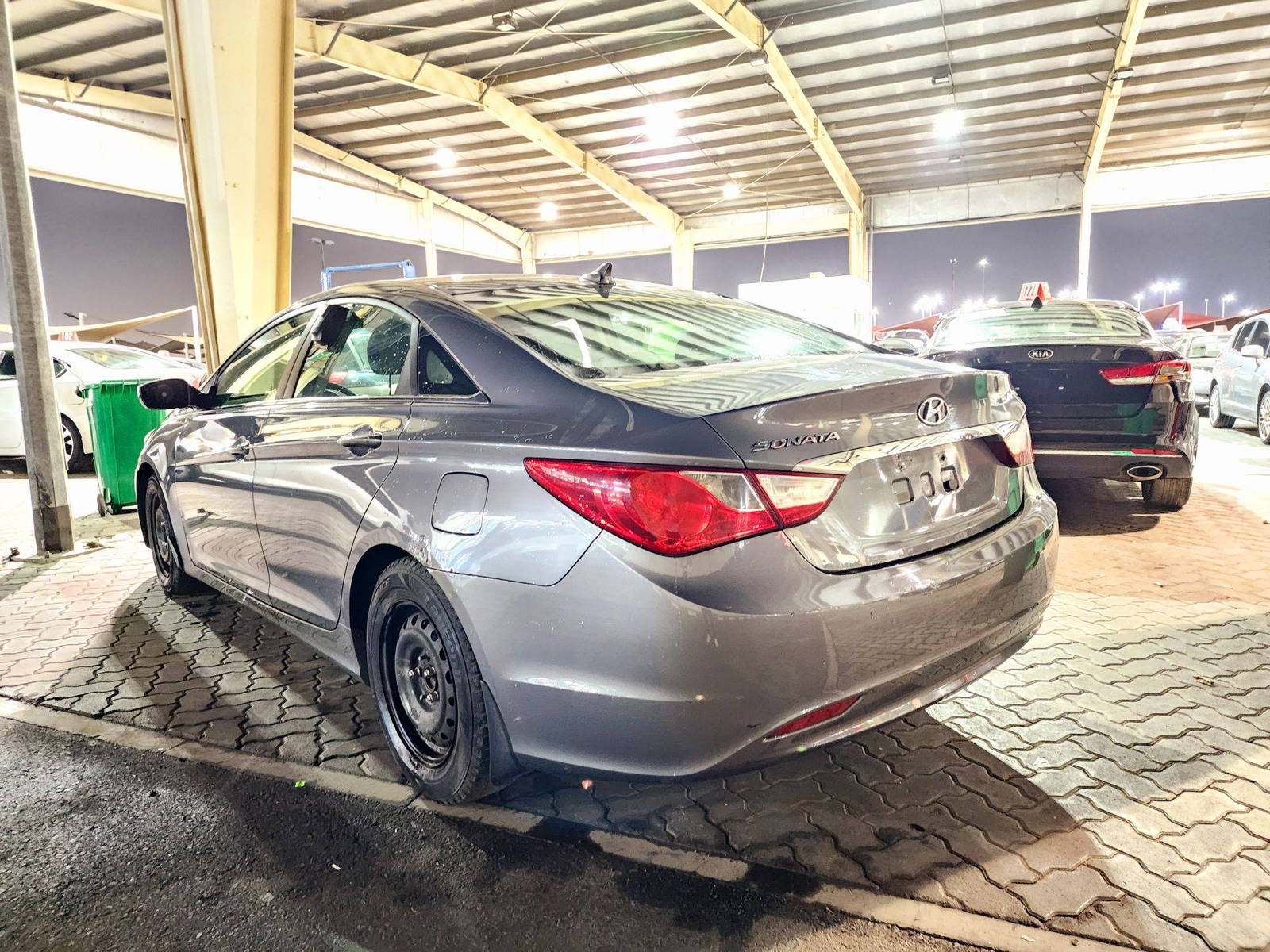 2011 HYUNDAI SONATA — 141587 Miles — Lot BH169364 — Souq - Marhaba Auctions Used Cars - Image 5