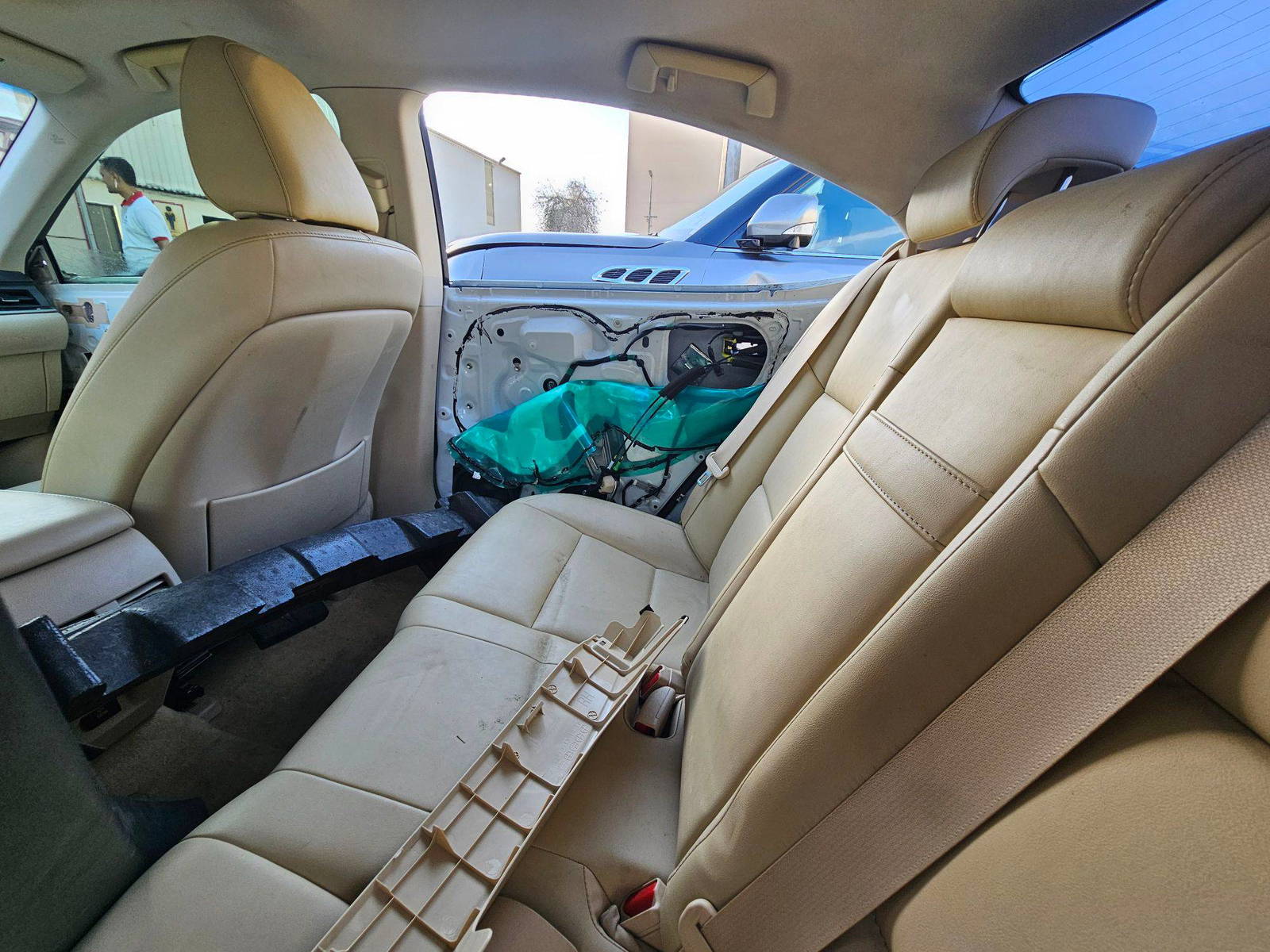 LEXUS ES 350 2013 - Marhaba Auction Used Cars - Image 7