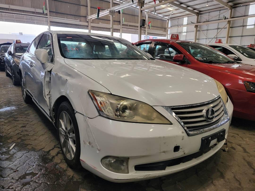 2011 LEXUS ES 350 — 139316 Miles — Lot 7B2463967 — Main - Marhaba Auctions Used Cars - Image 4