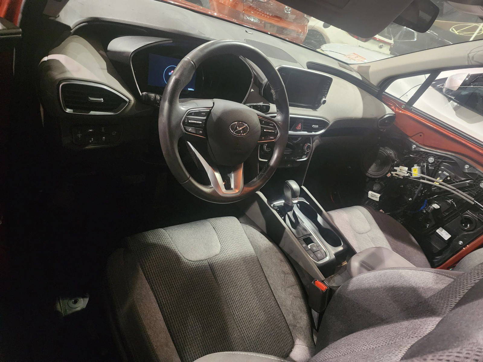 2019 HYUNDAI SANTA FE — 36032 Miles — Lot 73922123 - Marhaba Auctions Used Cars - Image 4