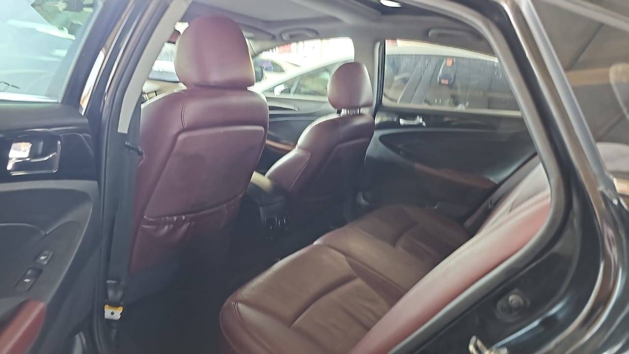 2012 HYUNDAI SONATA — 189904 Miles — Lot AC5CH466155 — Souq - Marhaba Auctions Used Cars - Image 8
