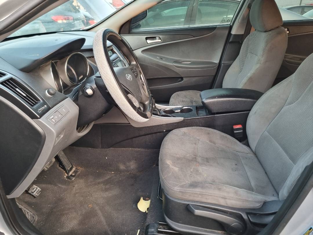 2013 HYUNDAI SONATA — 185858 Miles — Lot 125487 — Souq - Marhaba Auctions Used Cars - Image 8