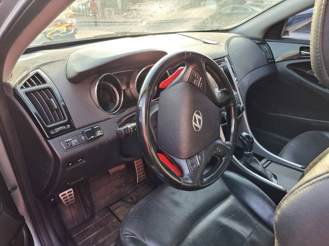 2010 HYUNDAI SONATA — 147126 KM — Lot 125487 — Ind. 12 - Marhaba Auctions Used Cars - Image 6