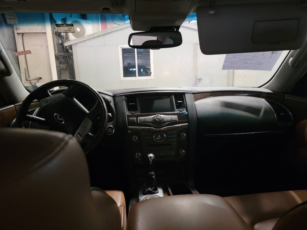 2017 INFINITI QX80 — 188190 Miles — Lot H9644330 — Main - Marhaba Auctions Used Cars - Image 8