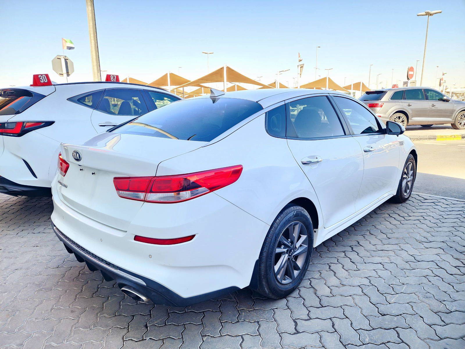 2020 KIA OPTIMA — 90404 Miles — Lot LG401991 — Souq - Marhaba Auctions Used Cars - Image 3
