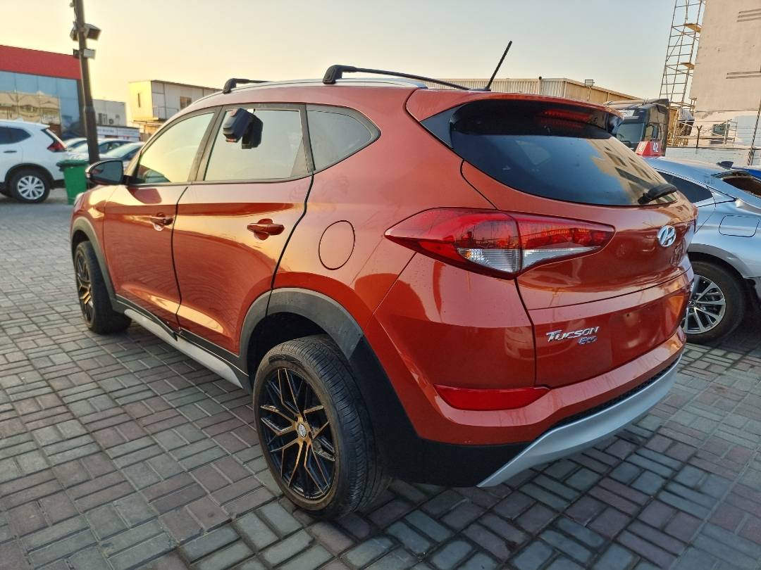 2017 HYUNDAI TUCSON — 57714 Miles — Lot 37442694 — Ind. 12 - Marhaba Auctions Used Cars - Image 5