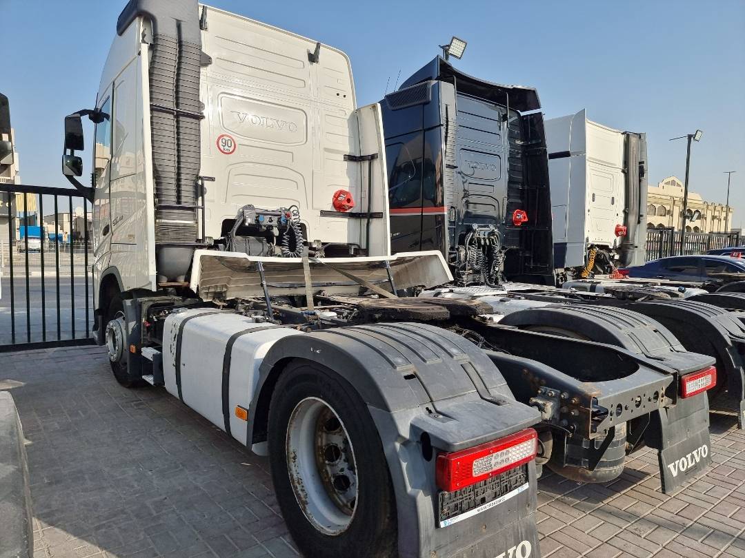 2014 VOLVO FH-Series — Lot 669320 — Ind. 12 - Marhaba Auctions Used Cars - Image 5