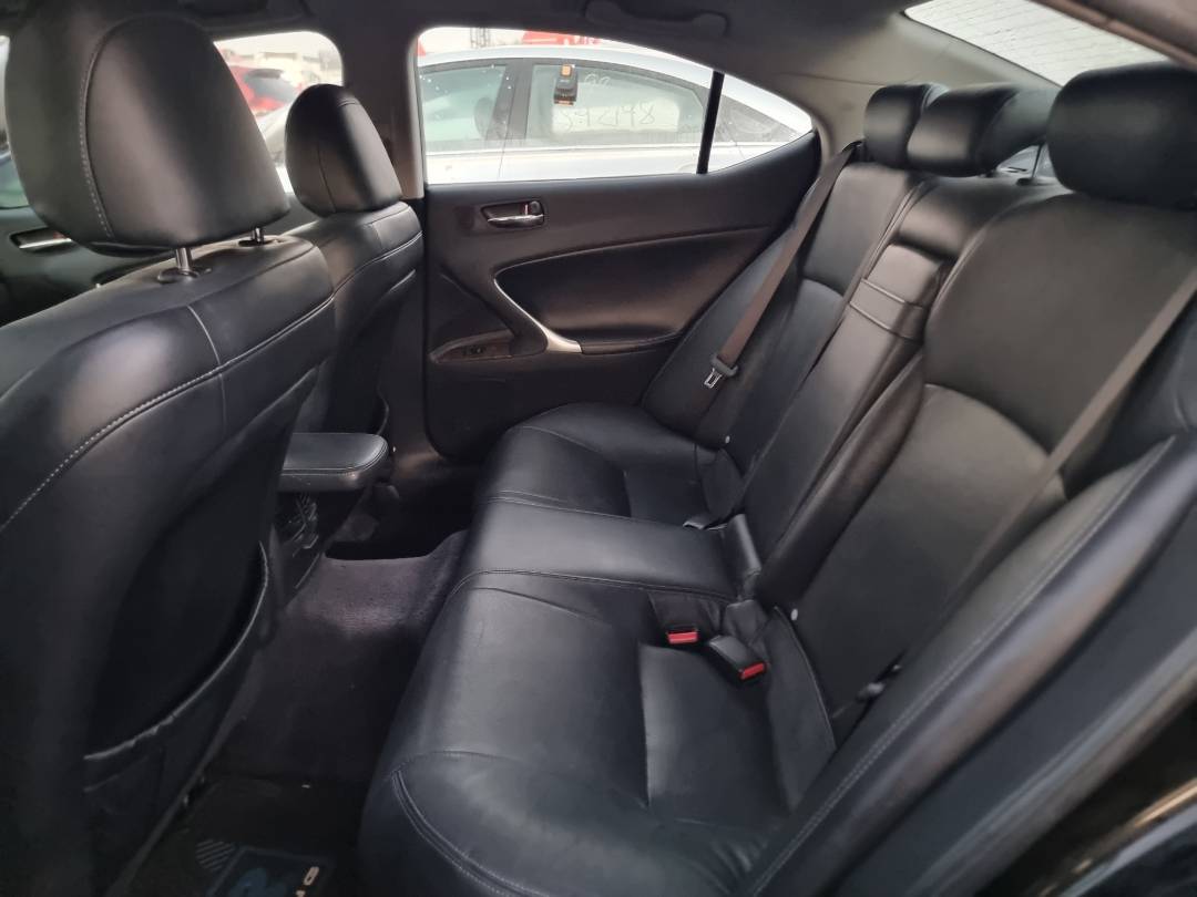2010 LEXUS IS 250 — 159874 Miles — Lot 214578 — Ind. 12 - Marhaba Auctions Used Cars - Image 6