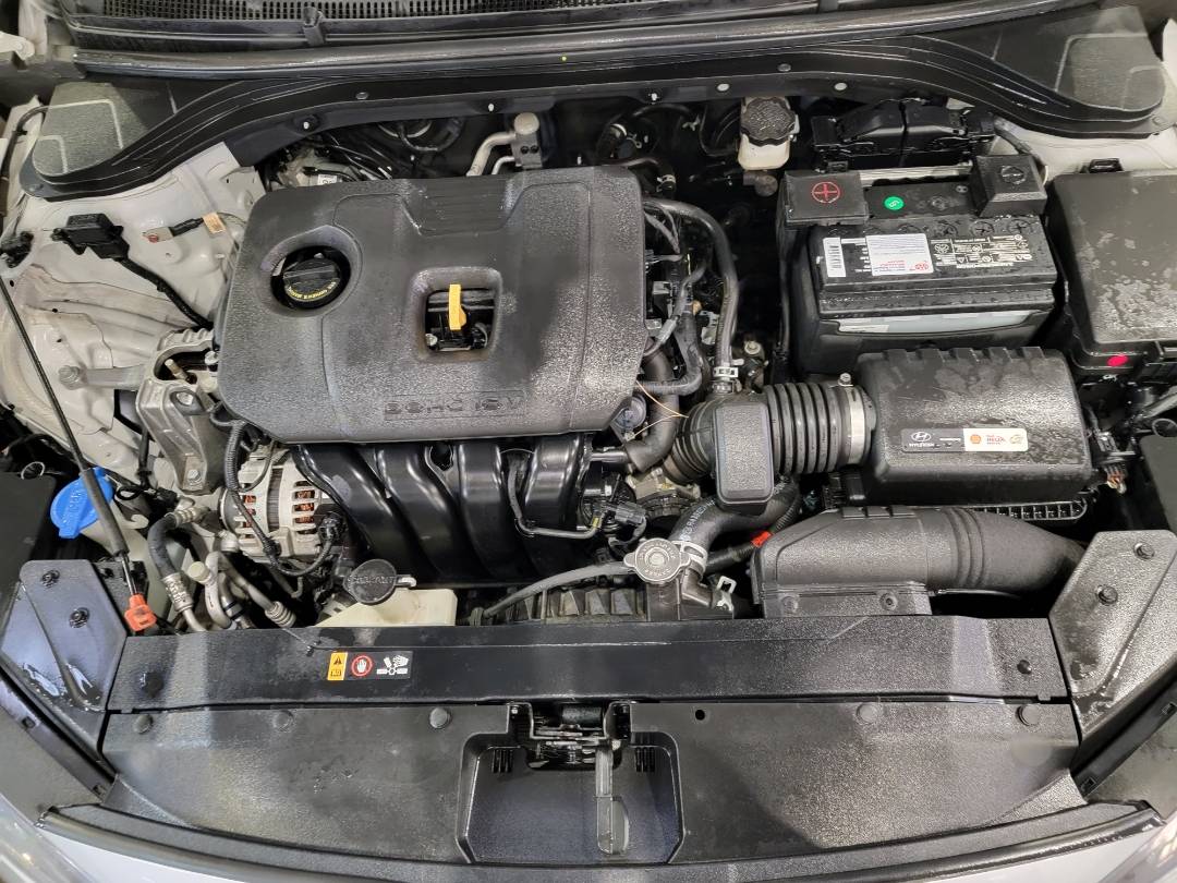 2019 HYUNDAI ELANTRA — 107251 Miles — Lot 41090300 — Main - Marhaba Auctions Used Cars - Image 8