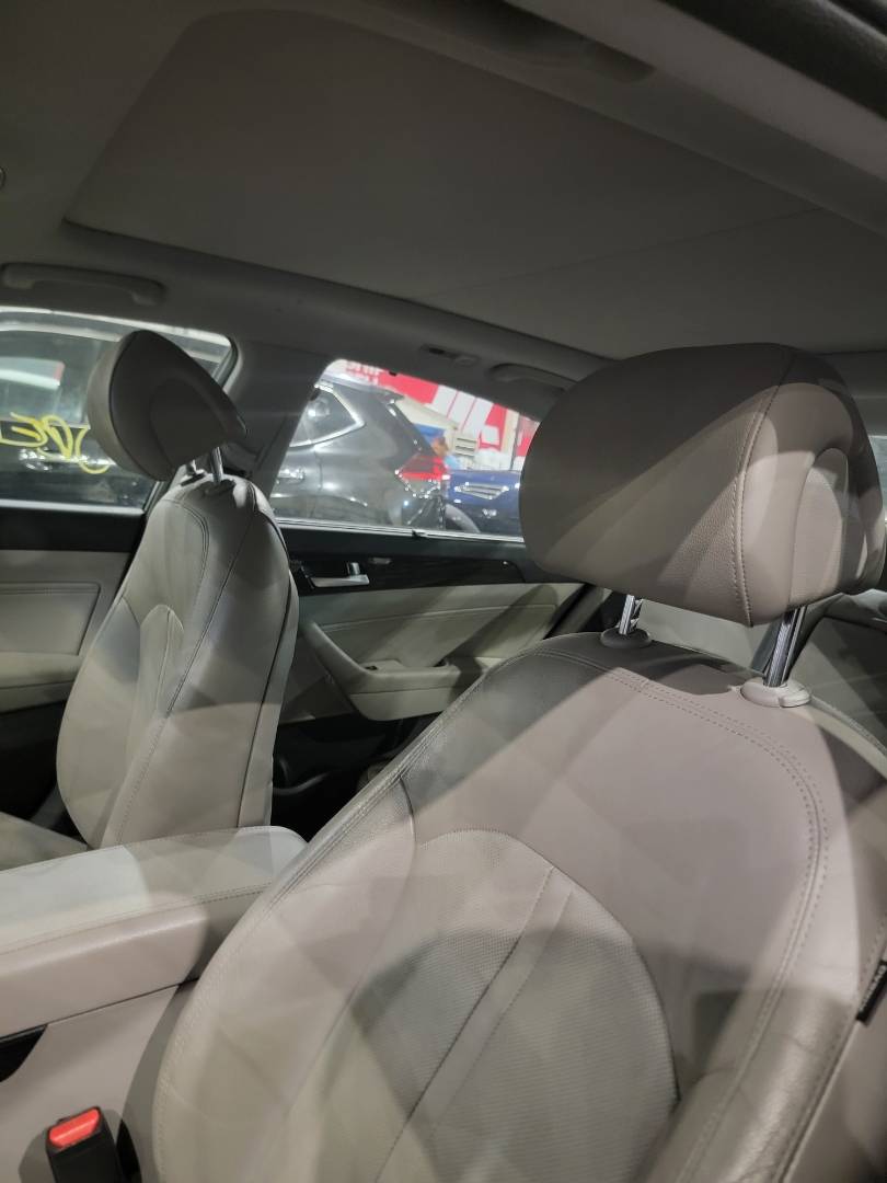 2017 HYUNDAI SONATA — 168580 Miles — Lot 58528654 — Souq - Marhaba Auctions Used Cars - Image 9