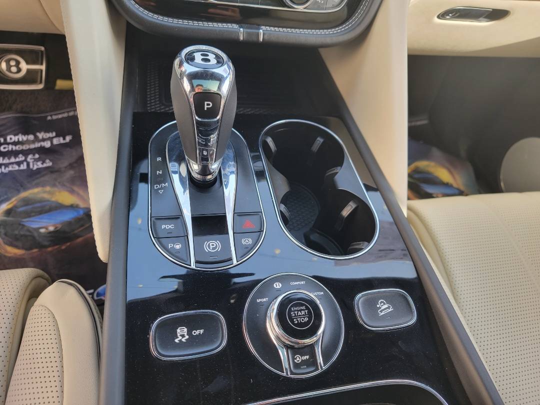 2022 BENTLEY BENTAYGA — 25717 KM — Lot 82151212 - Marhaba Auctions Used Cars - Image 18