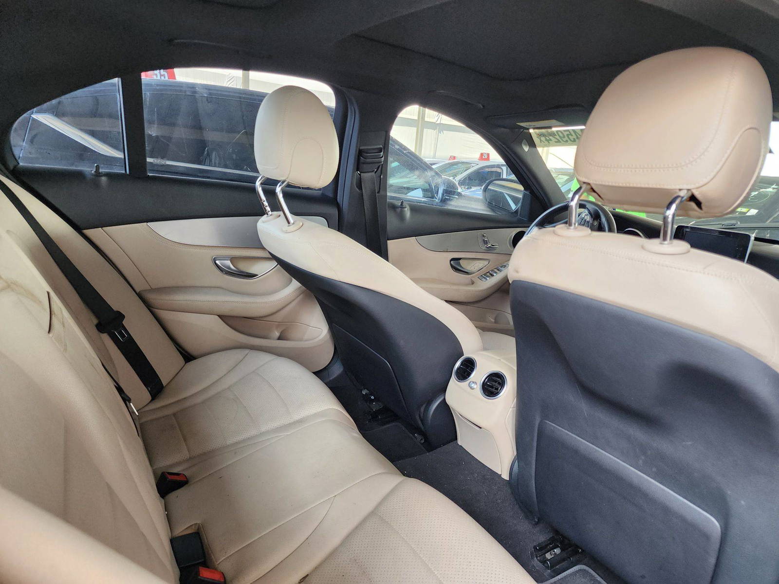 2015 MERCEDES BENZ C300 — 116696 Miles — Lot 40045924 — Souq - Marhaba Auctions Used Cars - Image 4