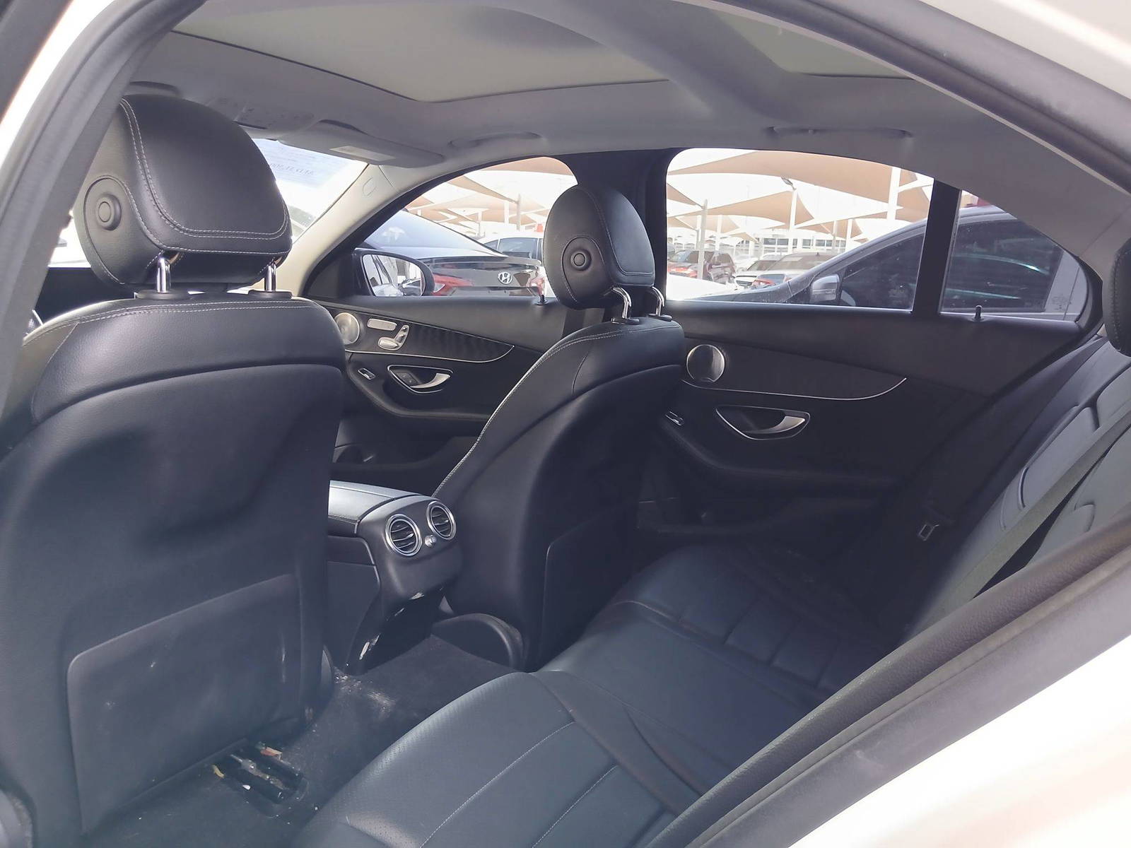 2016 MERCEDES BENZ C300 — 140857 Miles — Lot 8GU149104 — Souq - Marhaba Auctions Used Cars - Image 6