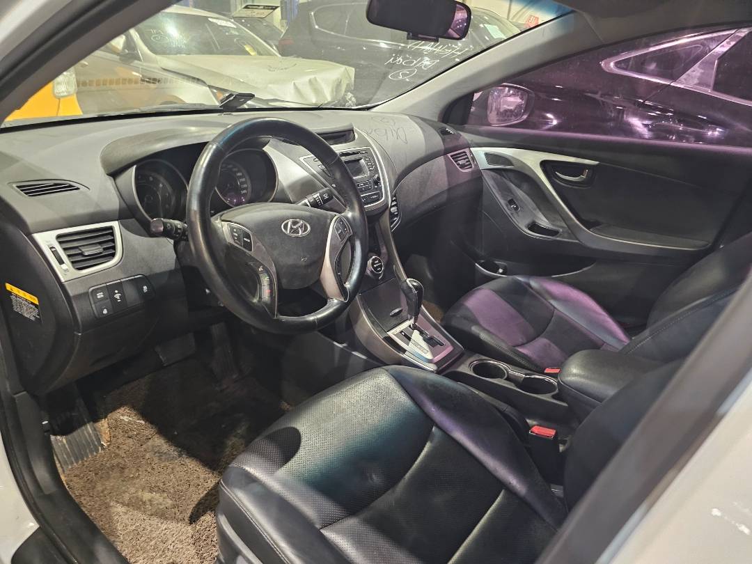 2013 HYUNDAI AVANTE — 130215 KM — Lot 824397 — Main - Marhaba Auctions Used Cars - Image 8