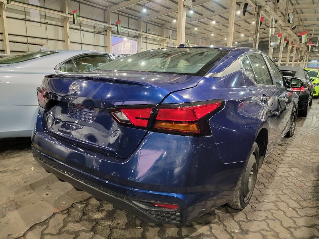 2019 NISSAN ALTIMA — 106595 KM — Lot 117788 — Main - Marhaba Auctions Used Cars - Image 3