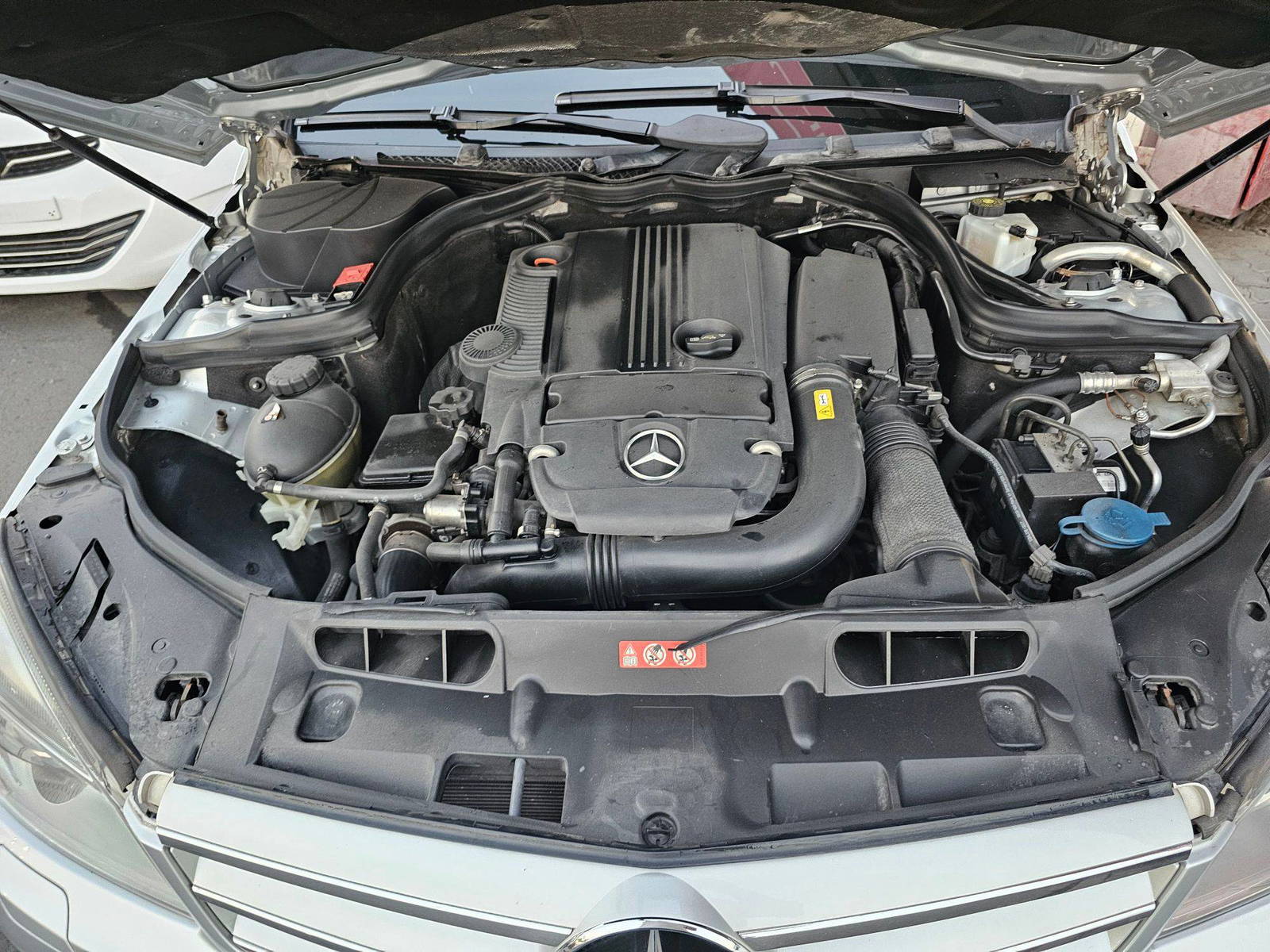 MERCEDES BENZ C200 2011 - Marhaba Auction Used Cars - Image 13