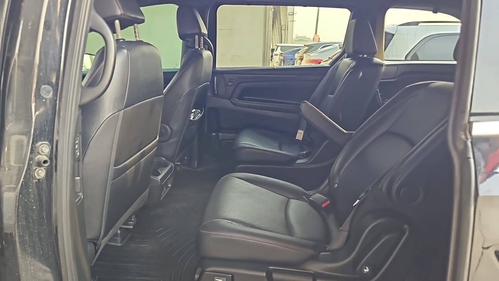 2023 HONDA ODYSSEY — 92620 KM — Lot B005388 — Main - Marhaba Auctions Used Cars - Image 7