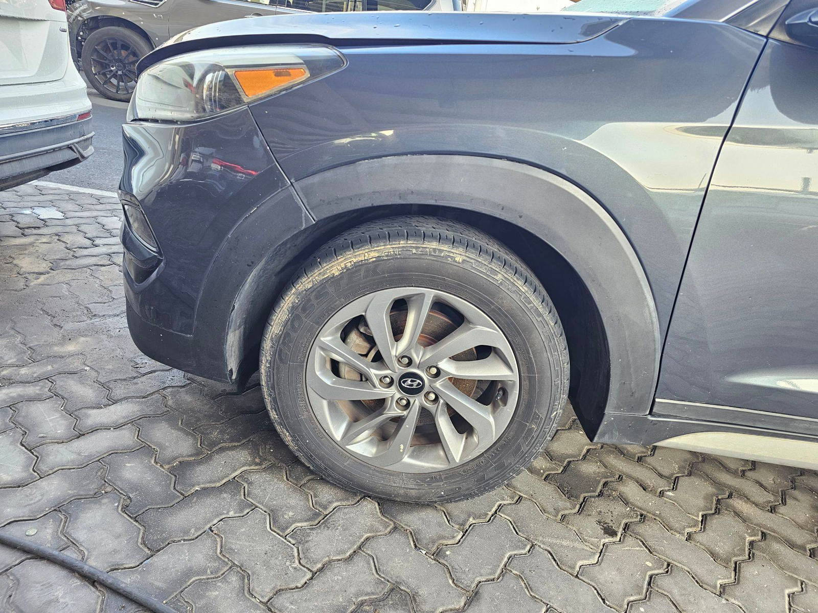 2018 HYUNDAI TUCSON — 130538 Miles — Lot 8JU671226 — Souq - Marhaba Auctions Used Cars - Image 10
